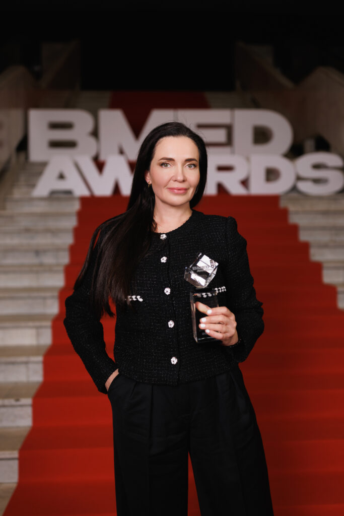 BMED AWARDS - BEST SELLER, Анна Огурцова